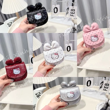 Túi mini đeo chéo Hello Kitty dáng bàu nơ tim, siêu cute, giảm giá 65.000₫ 2