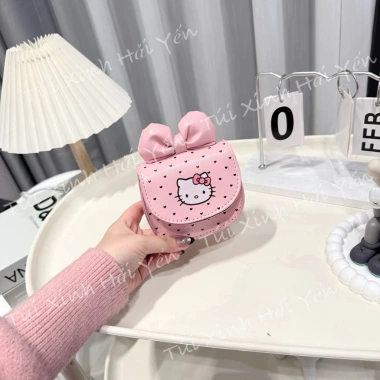 Túi mini đeo chéo Hello Kitty dáng bàu nơ tim, siêu cute, giảm giá 65.000₫ 4