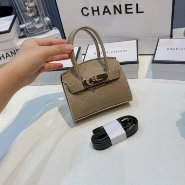 Túi mini đeo chéo Hờ Mờ 5 màu mẫu mới 2.025 Giá 79.000 VND giảm 23% 10