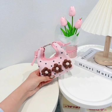 Túi mini đeo chéo thời trang hoa xinh, đủ màu, bền đẹp - Giá chỉ 65.000đ 9 Túi mini đeo chéo thời trang hoa xinh, đủ màu, bền đẹp - Giá chỉ 65.000đ 9