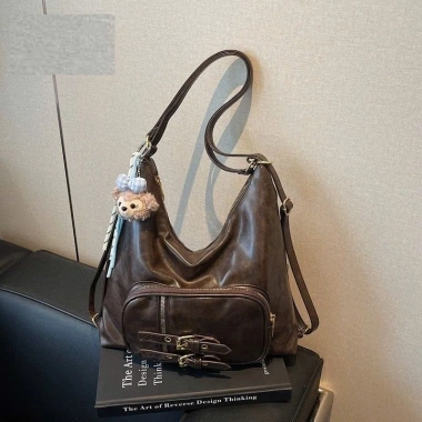 Túi Tote Balo Nữ Da PU Bóng Thời Trang Hàn Quốc Đeo Chéo Đa Năng + Móc Gấu Dễ Thương - Giá 82.000₫ TXN212 5 Túi Tote Balo Nữ Da PU Bóng Thời Trang Hàn Quốc Đeo Chéo Đa Năng + Móc Gấu Dễ Thương - Giá 82.000₫ TXN212 5