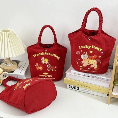 Túi Tote Canvas Năm Ngựa Xô Đỏ May Mắn 2.026 - Thiết Kế Dễ Thương, Phù Hợp Hội Nghị và Quà Tặng