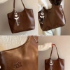 Túi Tote Chio Đeo Vai Công Sở Size 38 – Thanh Lịch, Da Mềm, Siêu Đẹp