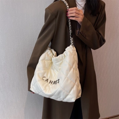 Túi tote da mềm cỡ lớn xách tay kéo dây, hobo dây xích, vừa A4 laptop - 262k