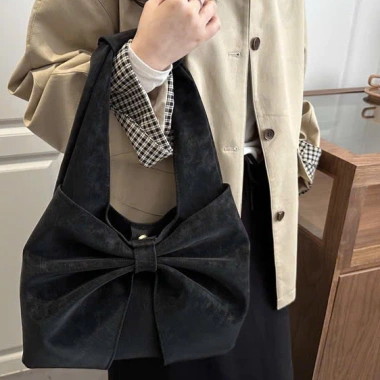 Túi Tote Denim Hàn Quốc Dáng Chiếc Nơ Nhỏ Gọn – Dễ Phối Đồ, Giá Chỉ 98.000đ 5 Túi Tote Denim Hàn Quốc Dáng Chiếc Nơ Nhỏ Gọn – Dễ Phối Đồ, Giá Chỉ 98.000đ 5