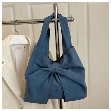 Túi Tote Denim Hàn Quốc Dáng Chiếc Nơ Nhỏ Gọn – Dễ Phối Đồ, Giá Chỉ 98.000đ 12 Túi Tote Denim Hàn Quốc Dáng Chiếc Nơ Nhỏ Gọn – Dễ Phối Đồ, Giá Chỉ 98.000đ 12