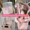 Túi Tote LC size lớn - Đựng đồ thoải mái, chất liệu bền, giảm giá 169k (giá gốc 218k) 10