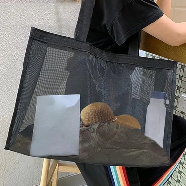 Túi Tote Lưới Gói In Chữ Vàng – Tas Kosmetik Mua Sắm Rửa Đồ Du Lịch Giá 54,713₫ 7 Túi Tote Lưới Gói In Chữ Vàng – Tas Kosmetik Mua Sắm Rửa Đồ Du Lịch Giá 54,713₫ 7