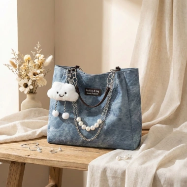 Túi Tote Nữ Công Sở Size 35 Đeo Vai, Kẹp Nách, Dây Xích và Charm Mây - Giá chỉ 71.850₫ DK09