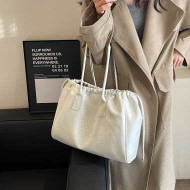 Túi Tote Nữ Đeo Vai Lớn Công Sở Vải PU Mềm Mại Phong Cách Mới 2.024 Giá 119.999đ 7