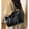 Túi Tote Nữ Đeo Vai Lớn Công Sở Vải PU Mềm Mại Phong Cách Mới 2.024 Giá 119.999đ 10