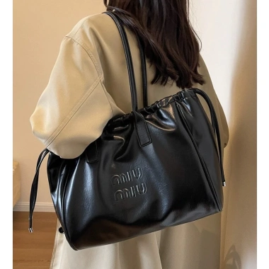 Túi Tote Nữ Đeo Vai Lớn Công Sở Vải PU Mềm Mại Phong Cách Mới 2.024 Giá 119.999đ 10