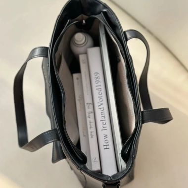 Túi tote nữ GILAN Dani Bag da lớn, đựng Laptop và tài liệu A4, giảm còn 390.000