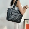 Túi tote nữ GILAN Dani Bag da lớn, đựng Laptop và tài liệu A4, giảm còn 390.000 6