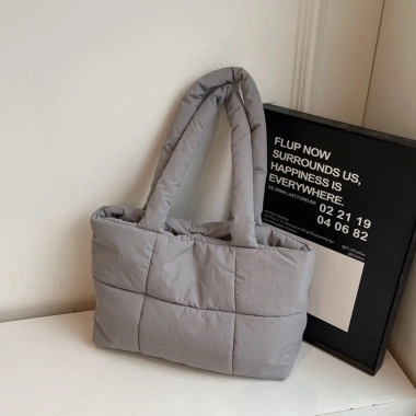 Túi Tote Phồng OLVIDO Đệm Bông Đám Mây Dung Tích Lớn Đại Học 228.960 VND 10 Túi Tote Phồng OLVIDO Đệm Bông Đám Mây Dung Tích Lớn Đại Học 228.960 VND 10