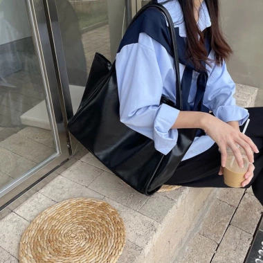 Túi Tote Size Lớn Phong Cách HQ Quai Dày Siêu Hot - Giá Chỉ 89.900 VNĐ