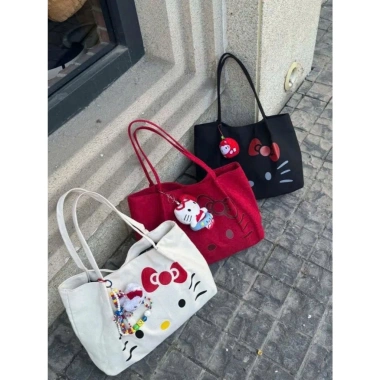 Túi vải canvas dung tích lớn HelloKitty và túi đeo vai LUCI học sinh Giá 75.000₫