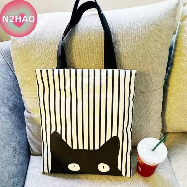 Túi Vải Nữ Sinh Sọc Mèo - Satchel Lớp Vai Dung Tích Lớn Dễ Thương 78.840₫ 5 Túi Vải Nữ Sinh Sọc Mèo - Satchel Lớp Vai Dung Tích Lớn Dễ Thương 78.840₫ 5