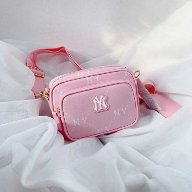Túi Vuông MLB Kids Monogram Logo NY/B Chính Hãng - Giá Ưu Đãi 1,845,000₫