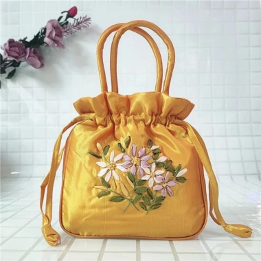 Túi xách cầm tay thêu hoa dây rút phong cách cổ điển - Giá chỉ 20.000₫ 7