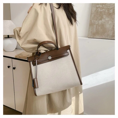 Túi xách công sở đa năng size 30x24 đựng vừa A4, phù hợp đi học đi làm, giá ưu đãi 325.000 VND