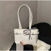 Túi xách công sở kẹo nách da bóng – Tặng charm nơ, ưu đãi 169.000₫ 10