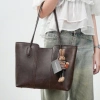 Túi xách công sở nữ đeo vai TOTO68.VN tote size 35cm dung tích lớn, vừa A4 và laptop - Giảm giá 154.840 VND 6