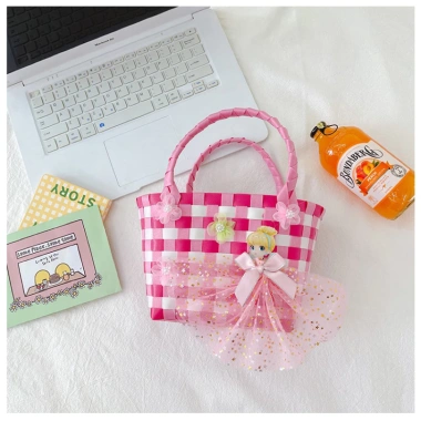 Túi Xách Đan Lưới Cầm Tay Đi Biển Picnic và Đi Chơi Đa Màu Rực Rỡ Kèm Charm Cute