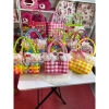 Túi Xách Đan Lưới Cầm Tay Đi Biển Picnic và Đi Chơi Đa Màu Rực Rỡ Kèm Charm Cute 10