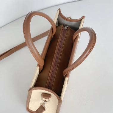 Túi xách đeo vai nữ GILAN Elia bag size vừa iPad, sổ A5 - Giá ưu đãi 379k