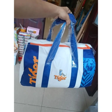 Túi xách du lịch thể thao có dây đeo Ensure - Siêu nhẹ, chịu nước, chỉ 79.000₫ 3 Túi xách du lịch thể thao có dây đeo Ensure - Siêu nhẹ, chịu nước, chỉ 79.000₫ 3