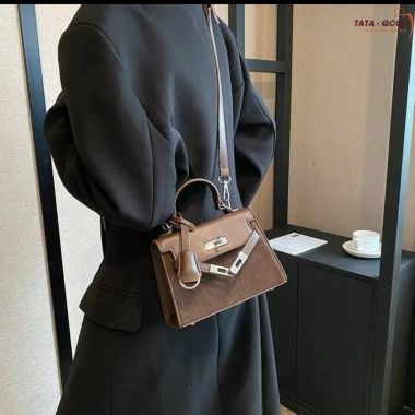 Túi xách HM nữ cao cấp, đeo chéo dạng công sở siêu xinh, giá 339k 6
