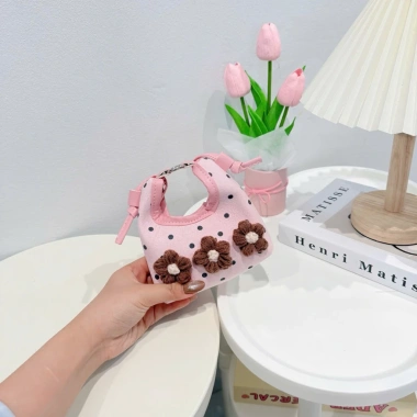 Túi Xách Mini Nữ Bé Gái Họa Tiết Chấm Bi và Hoa, Khóa Kim Loại, Lông Móc YT99 Giá Ưu Đãi 79.000₫