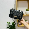 Túi xách nữ 3 ngăn khóa ngang chần chỉ – Đi chơi dễ phối đồ, chỉ 77.000₫ (giá gốc 100.100₫) 3
