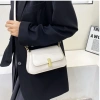 Túi xách nữ công sở YUMI da PU 23cm - Đeo chéo sang chảnh, giảm còn 149.000₫ 4
