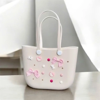 Túi Xách Nữ Cute Kèm Charm Nhẹ Chống Nước - Phù Hợp Đi Biển, Dạo Phố, Cafe, Chụp Ảnh - Giá 139k (Giảm từ 179k)