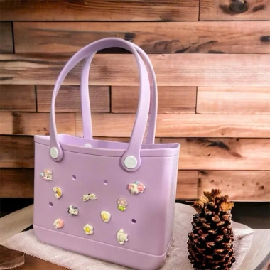 Túi Xách Nữ Cute Kèm Charm Nhẹ Chống Nước - Phù Hợp Đi Biển, Dạo Phố, Cafe, Chụp Ảnh - Giá 139k (Giảm từ 179k)