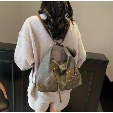 Túi xách nữ da loang chữ M thời trang Hàn Quốc, đeo vai và chéo, balo rộng A4 kèm ví nhỏ - 75.000đ