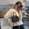 Túi Xách Nữ Da Mềm Hottrend Đeo Chéo Cầm Tay Thời Trang Giá ưu đãi 69.000₫ 4