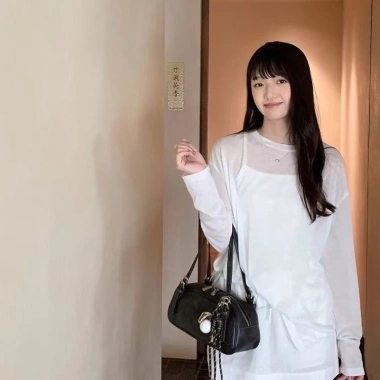 Túi xách nữ da PU thời trang Hàn Quốc size 26, đeo vai, kèm charm dễ thương - chỉ 279k