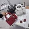 Túi xách nữ dáng vuông da bóng - mẫu mới thời trang, giảm giá 21% chỉ 69.000₫ 2