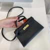 Túi xách nữ đen đeo chéo sang trọng - Giá ưu đãi 136.000₫, chất liệu mềm mại, thời trang 2