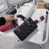 Túi xách nữ đeo chéo Lady dáng ngang da mềm màu đỏ đô hottrend giảm còn 99.000 VND 2