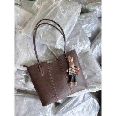 Túi Xách Nữ Đeo Vai Da PU Phong Cách Hàn Quốc Tote Công Sở kèm Móc Gấu - 88.999₫ 10