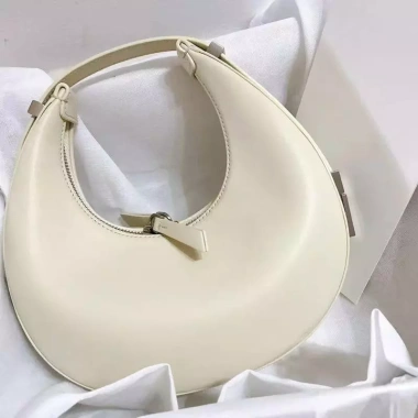 Túi Xách Nữ HalfMoon OSOI Sang Chảnh Thanh Lịch - Đi Tiệc, Chơi, Làm - Giá 639.000₫ 3