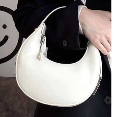 Túi Xách Nữ HalfMoon OSOI Sang Chảnh Thanh Lịch - Đi Tiệc, Chơi, Làm - Giá 639.000₫ 6