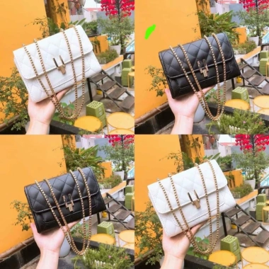 Túi xách nữ khóa xoay đeo vai phong cách Hàn Quốc trẻ trung Loại 1 giá 244.750 VND 6 Túi xách nữ khóa xoay đeo vai phong cách Hàn Quốc trẻ trung Loại 1 giá 244.750 VND 6