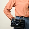 Túi Xách Nữ Lady Diana Đeo Chéo Vai - Thiết Kế Huyền Thoại Vân Da Cá Sấu Dập Nổi Size 18 - Giá 975.000 VND 2