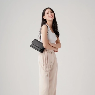 Túi xách nữ LESAC Scarlet 2.024 - Thiết kế sang trọng, giảm còn 435.600 VND