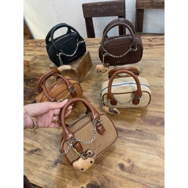 Túi xách nữ mini vải nhung charm mèo siêu xinh - giá chỉ 75k, giảm từ 93k 7